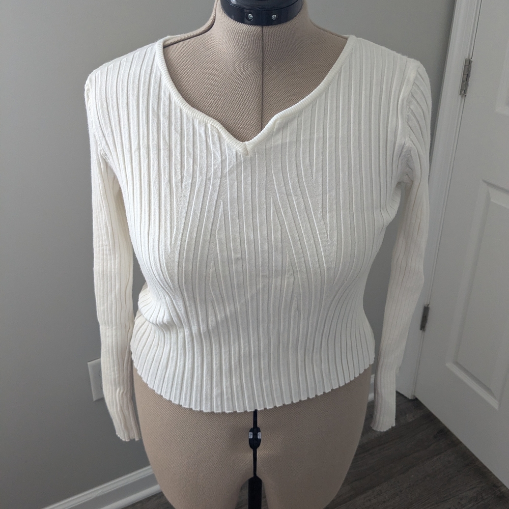 White Ribbed V-Neck Sweater